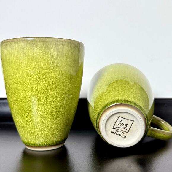 Jars France Tourron Tilleul Avocado Green Stoneware Mugs (Set of 2) - Picture 15 of 15